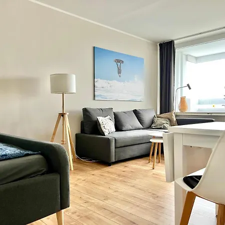 Weitblick Apartment Direkt Am Park Mit Kostenlosem Parkplatz Bremerhaven Exterior photo